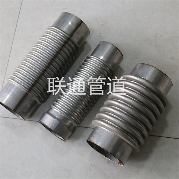 角向型和橫向型草莓下载在线入口的區別